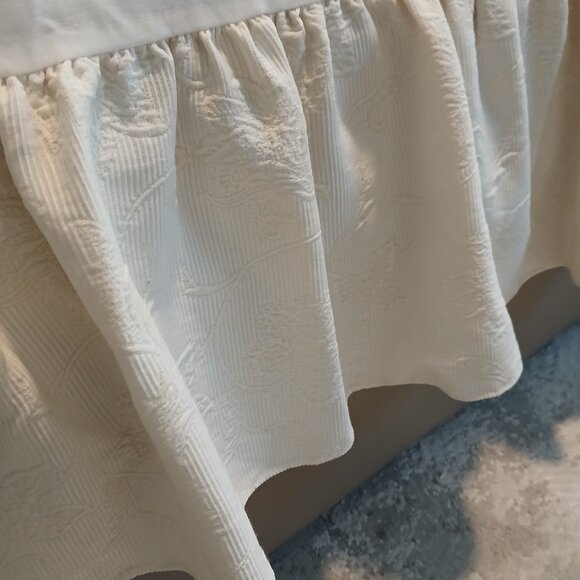 COPY - Kids Line Baby Bedding Crib Dust Ruffle - Picture 2 of 5